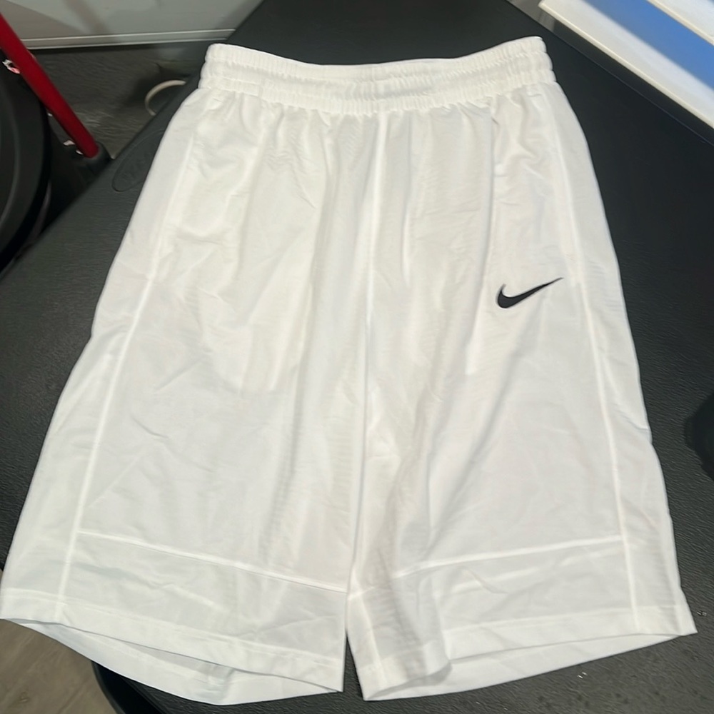 Nike dri fit shorts men’s *NWT* M